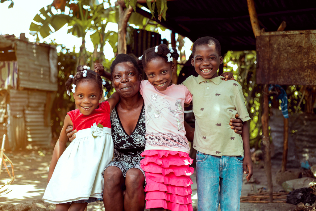 altT="Haiti: Gislaine kämpft für ihre Kinder"