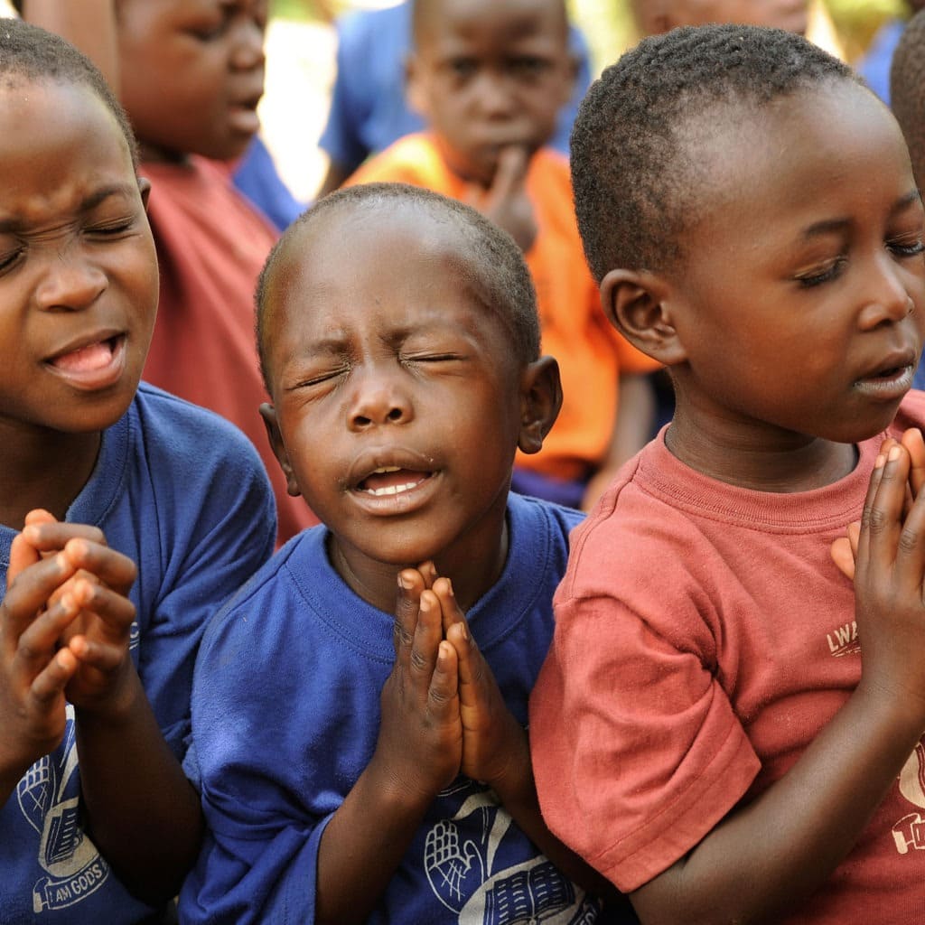 alt="Intensive Gebete in Uganda-Compassion_Deuschland"