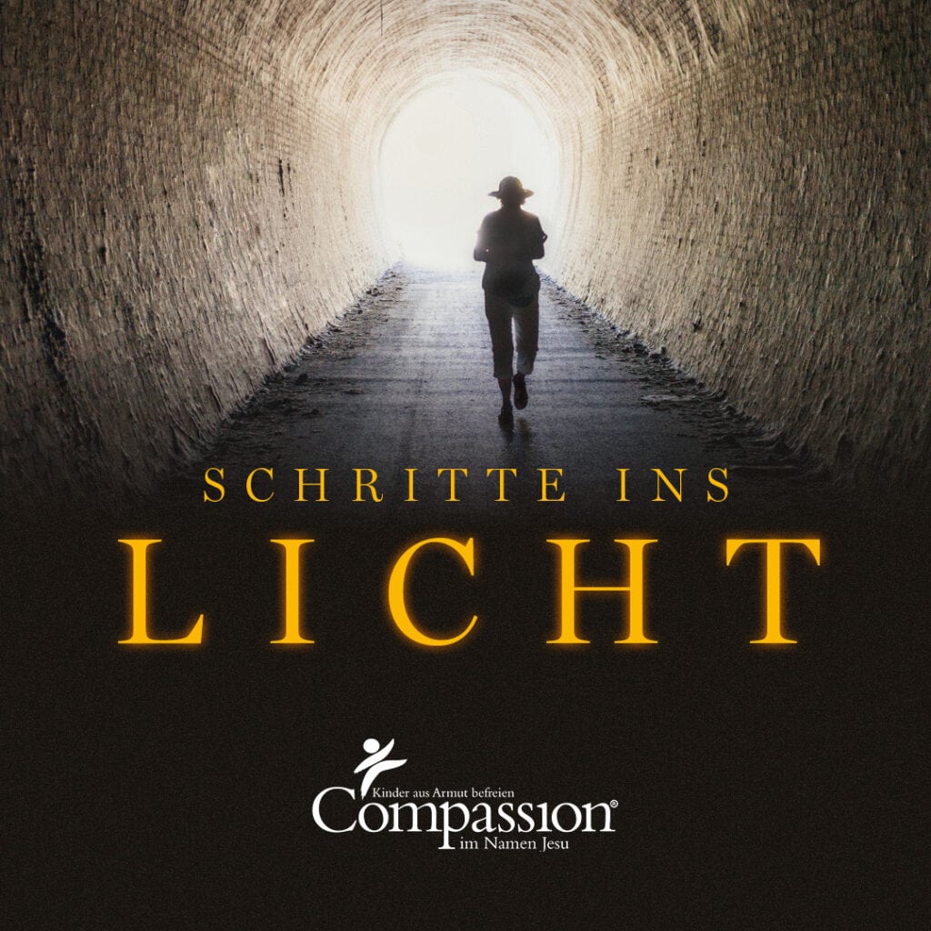 alt="Filmgottesdienst 2023 Schritte ins Licht"