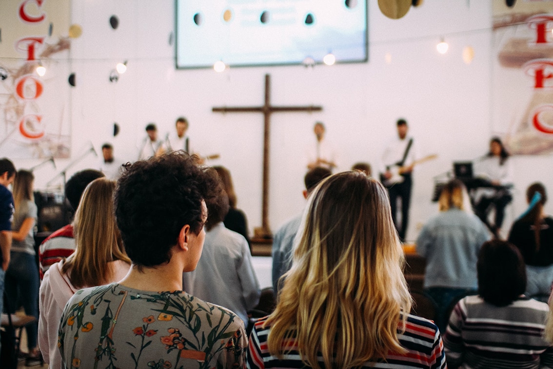 alt="Als Gemeinde engagieren, Gottesdienste mit Weltblick, Compassion Deutschland"