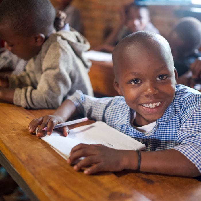 alt="Lebensmittelunterstützung in Entwicklungsländern, Hunger kostet Leben, Unterstützung von Kindern weltweit, Compassion Deutschland"