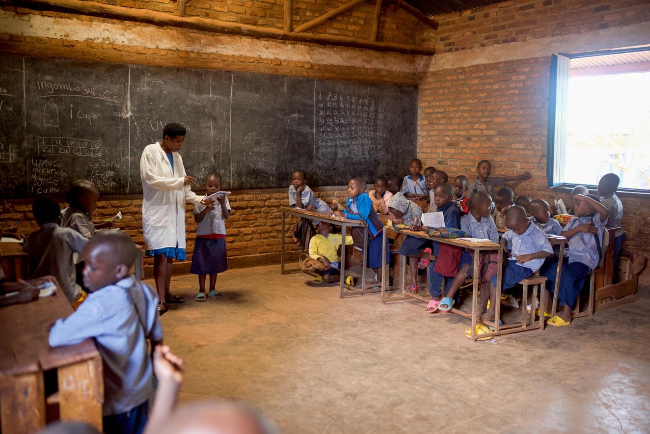 alt="Lebensmittelunterstützung in Entwicklungsländern, Hunger kostet Leben, Unterstützung von Kindern weltweit, Compassion Deutschland"