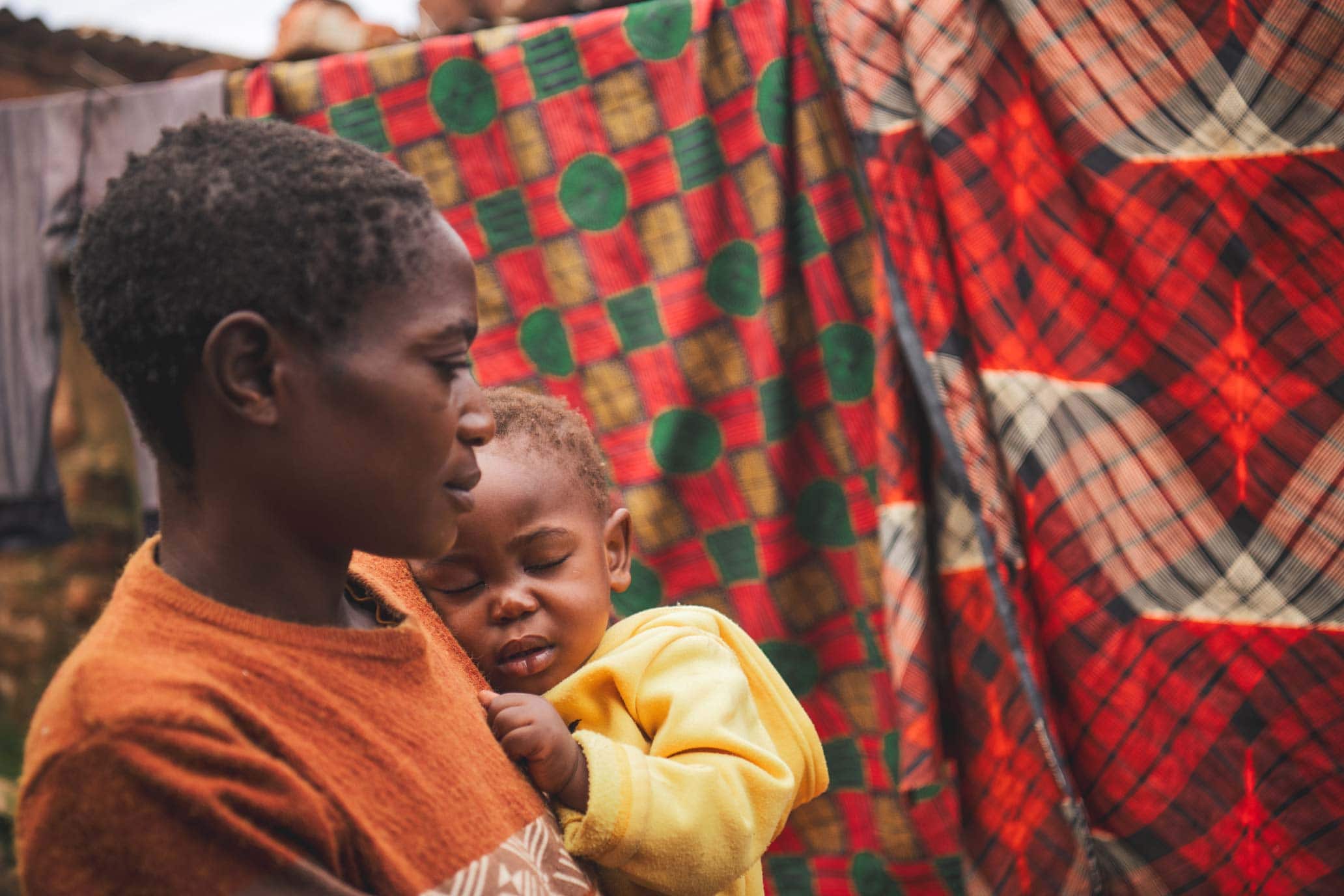 alt="Unterstützung für bedürftige Kinder, Compassion Deutschland fördert nachhaltige Entwicklungsprojekte."