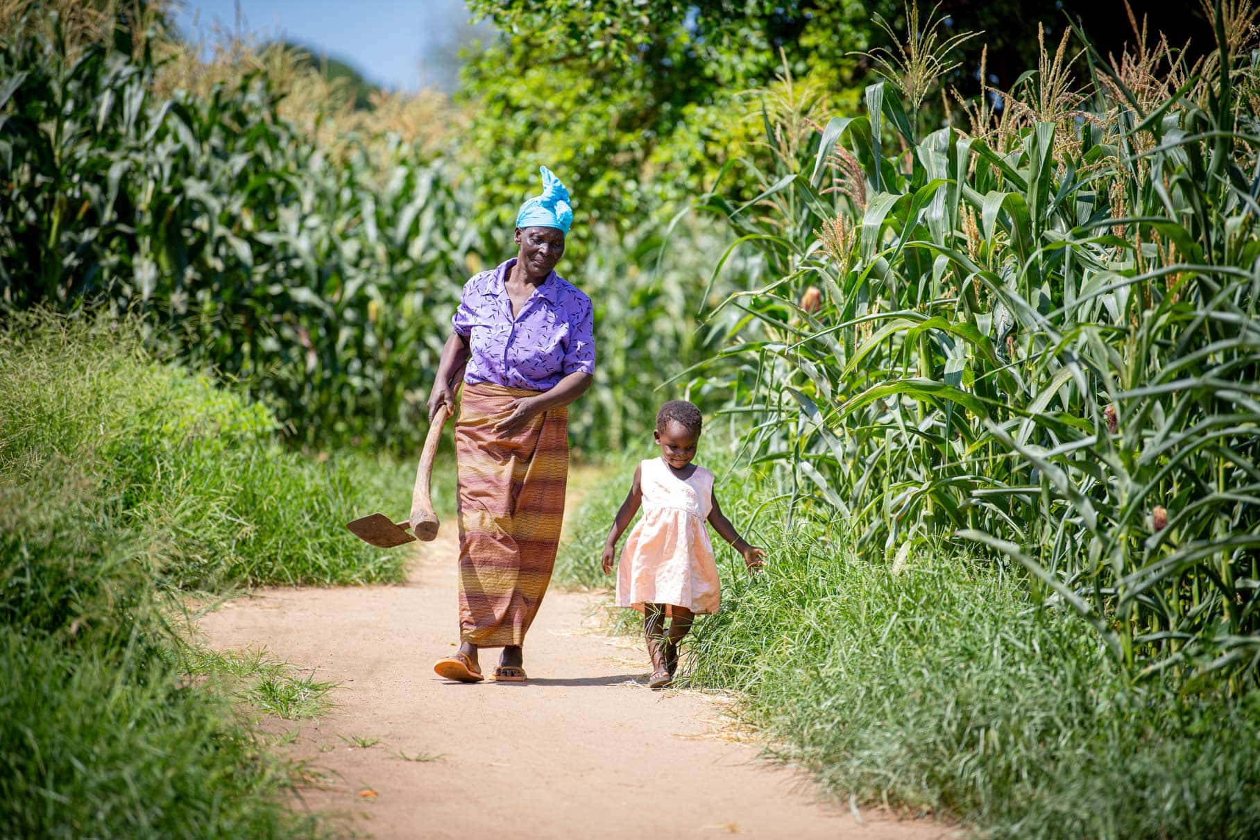 alt="Florence in Malawi, Vom Hunger heimgesucht, Lebensmittelknappheit, Nahrungsmittelkrise, Compassion Deutschland"
