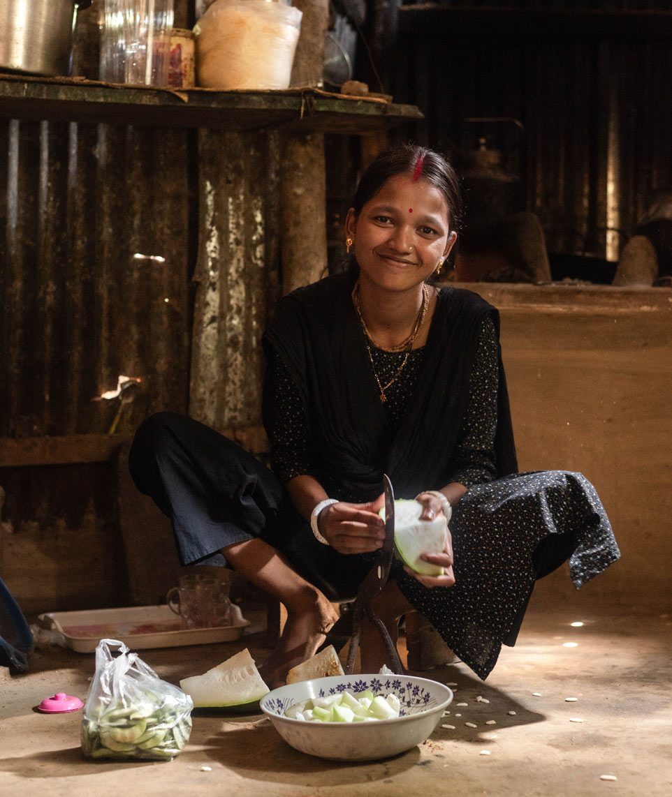 alt="Biraj, „Dein Haus brennt!“, Neustart durch Landwirtschaft, Compassion Deutschland"